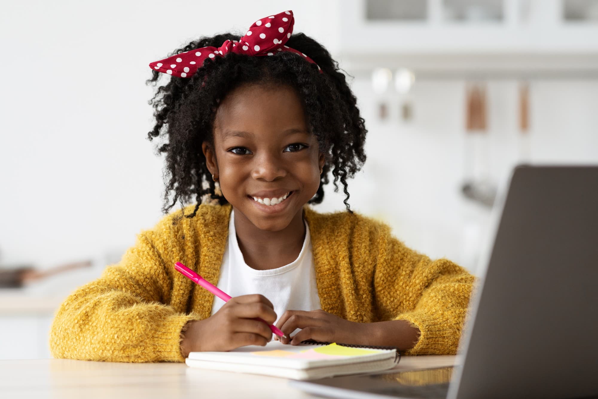 A Foundations student in a live online class